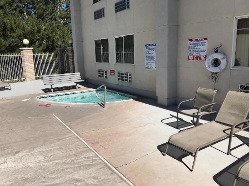 Americas Best Value Inn Cedar City image 5