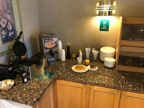 Americas Best Value Inn Cedar City image 8